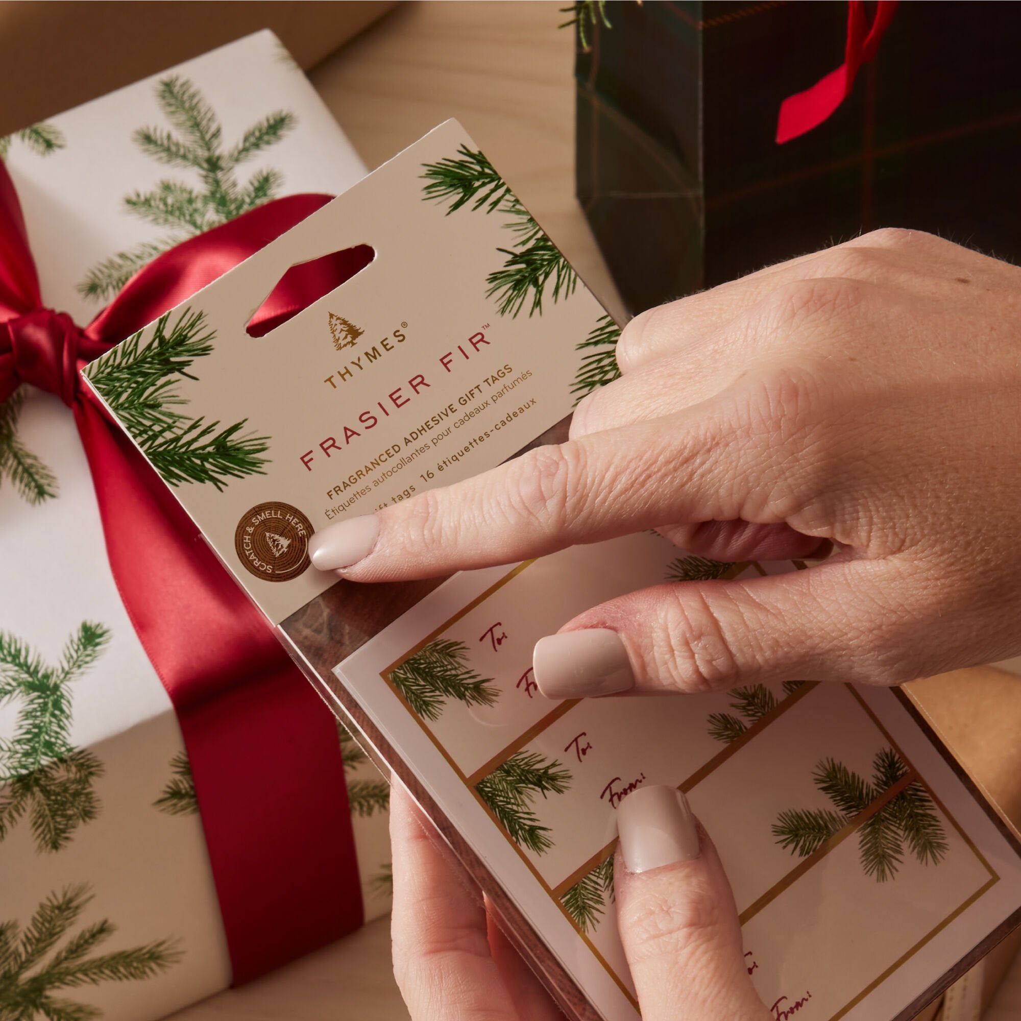 Frasier Fir Fragranced Adhesive Gift Tags - Image 3