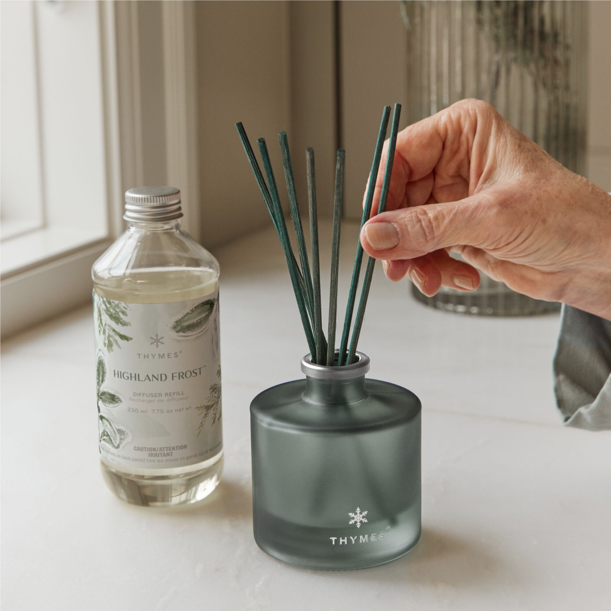 Alternative view of Highland Frost Reed Diffuser Oil Refill